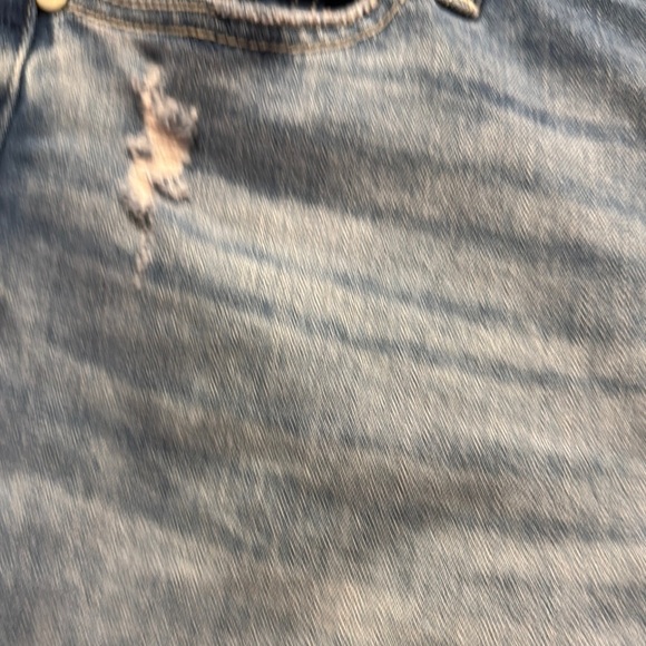 Judy Blue Boyfriend Jeans in Blue with Distressed Details - Picture 5 of 10